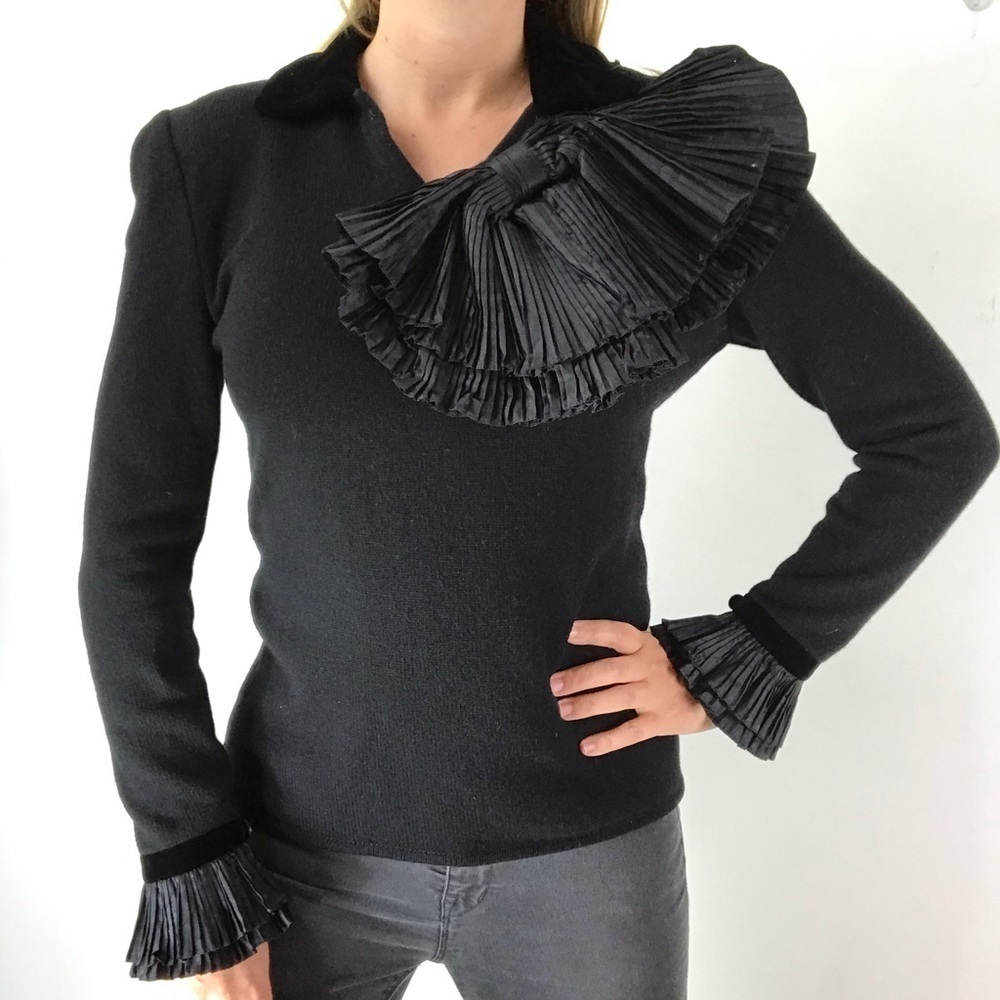 VALENTINO Vintage 80’s Cashmere Ruffle Bow Sweater